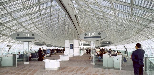 charles de gaulle airport